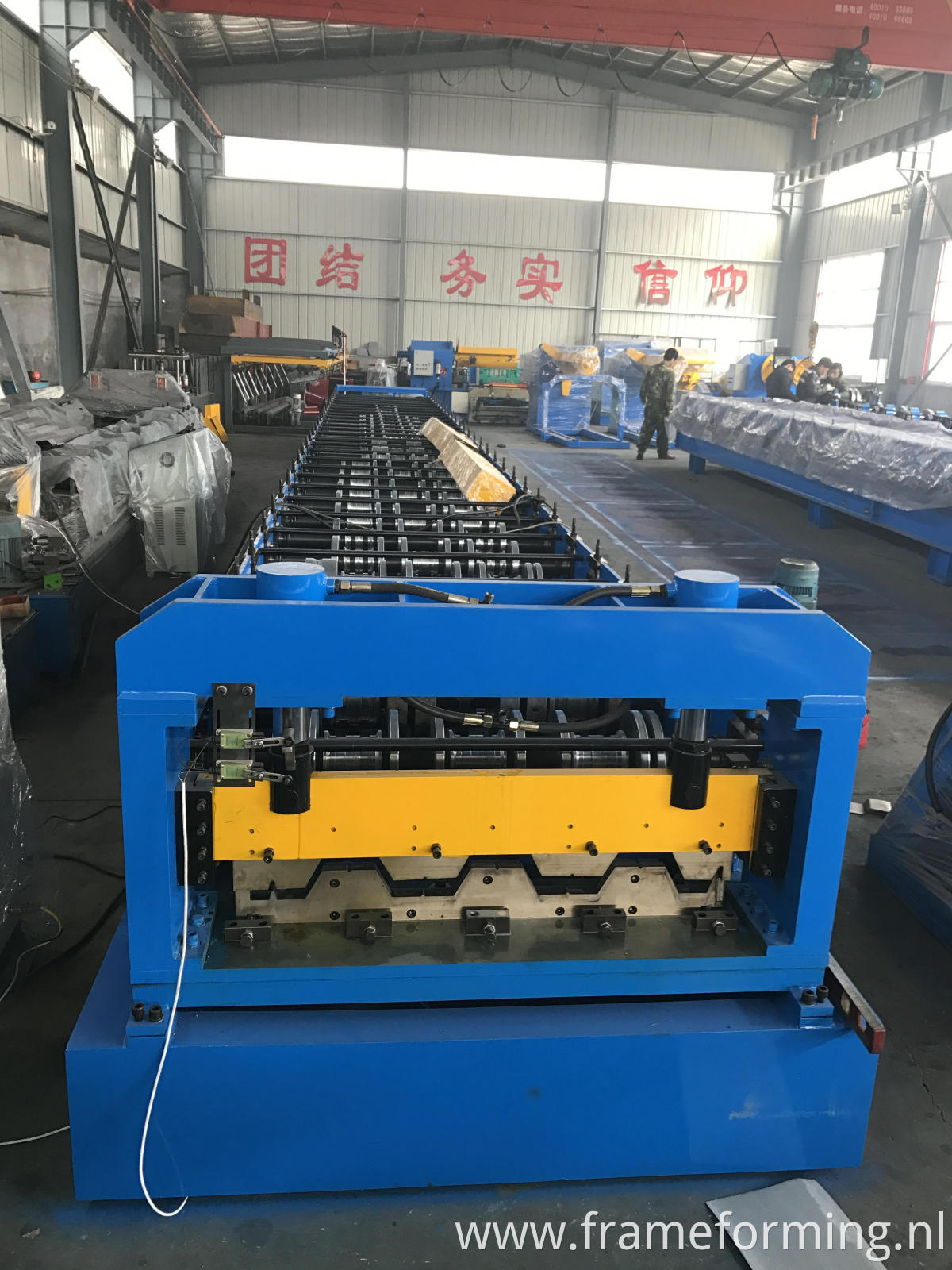 metal deck forming machine